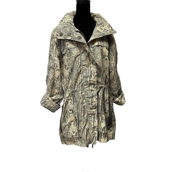 Anorak Brand Jacket Women's Python Snake Print XL Water Resistant Gray $154 MRSP - Picture 1 of 10